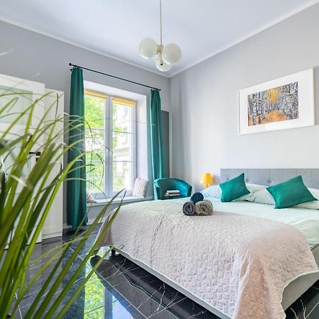 Stylish Studio In The Heart Of The City. Varsovie Extérieur photo