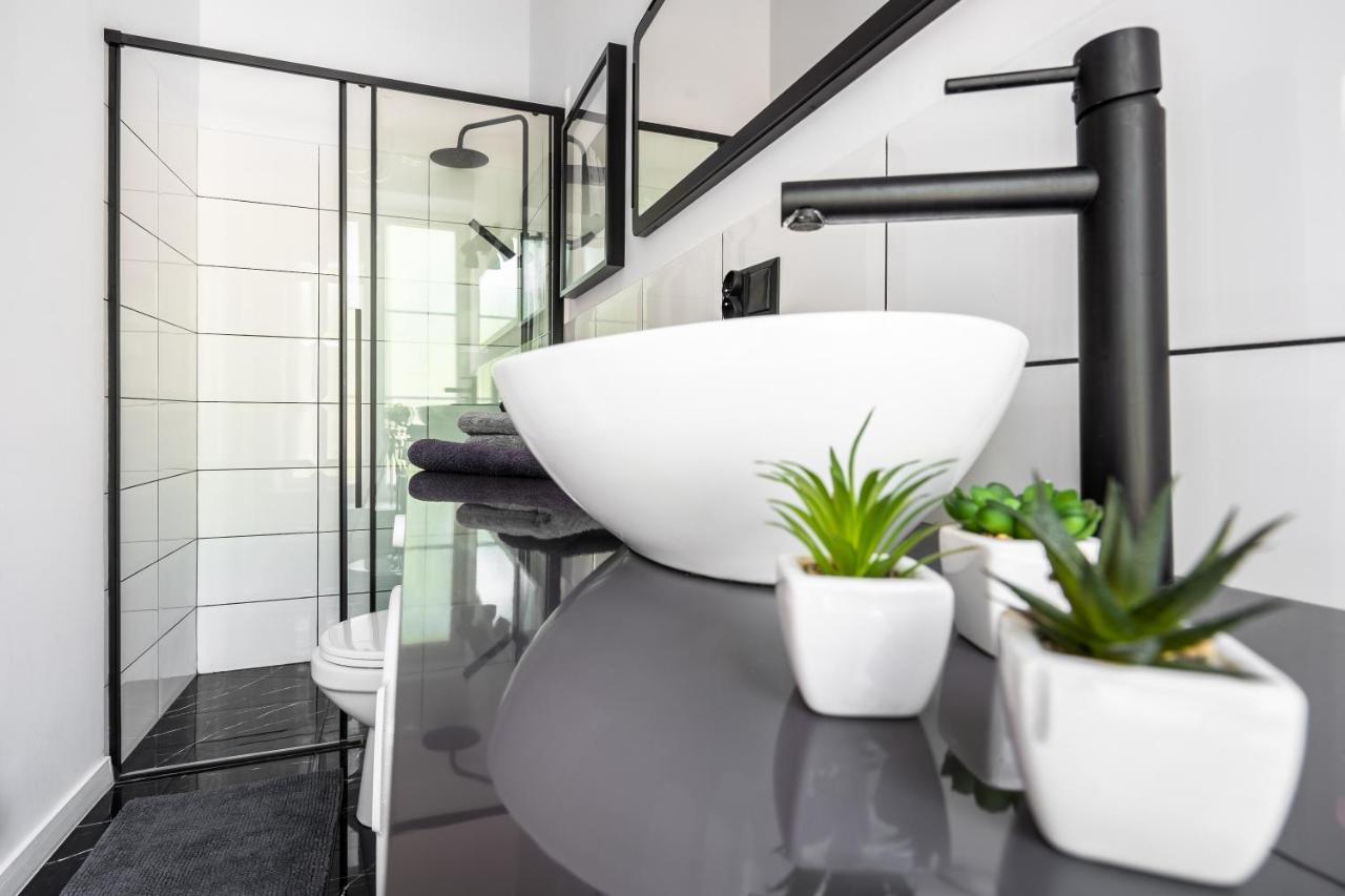 Stylish Studio In The Heart Of The City. Varsovie Extérieur photo
